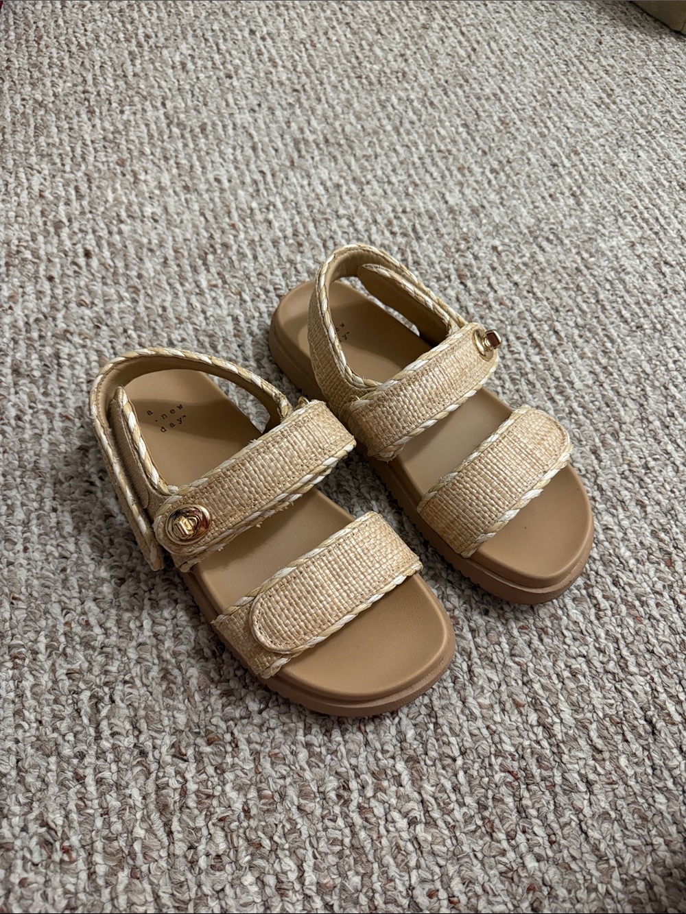 Women’s sandals